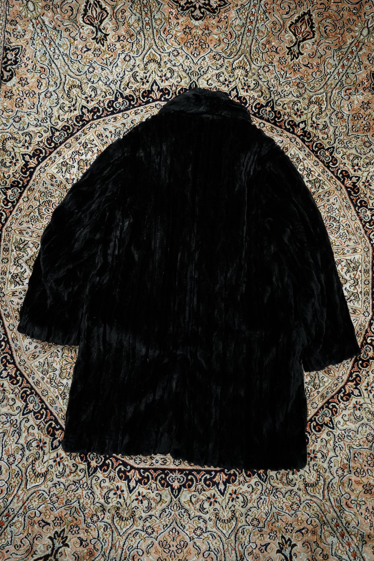 SUGARHILL FUR COAT (BLACK)