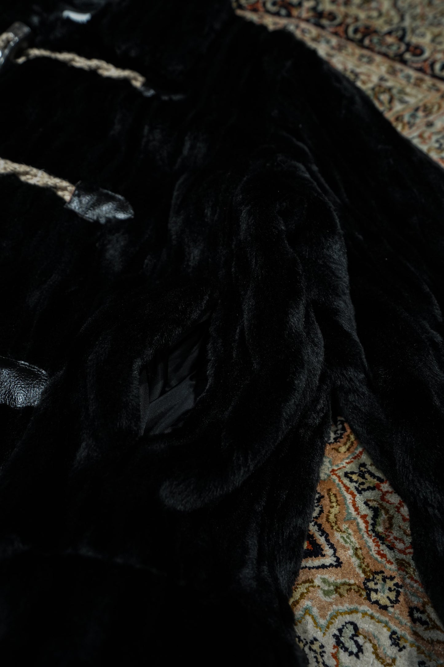 SUGARHILL FUR COAT (BLACK)