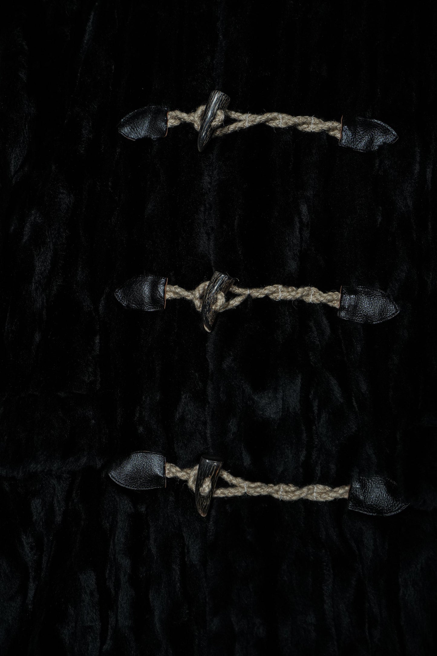 SUGARHILL FUR COAT (BLACK)