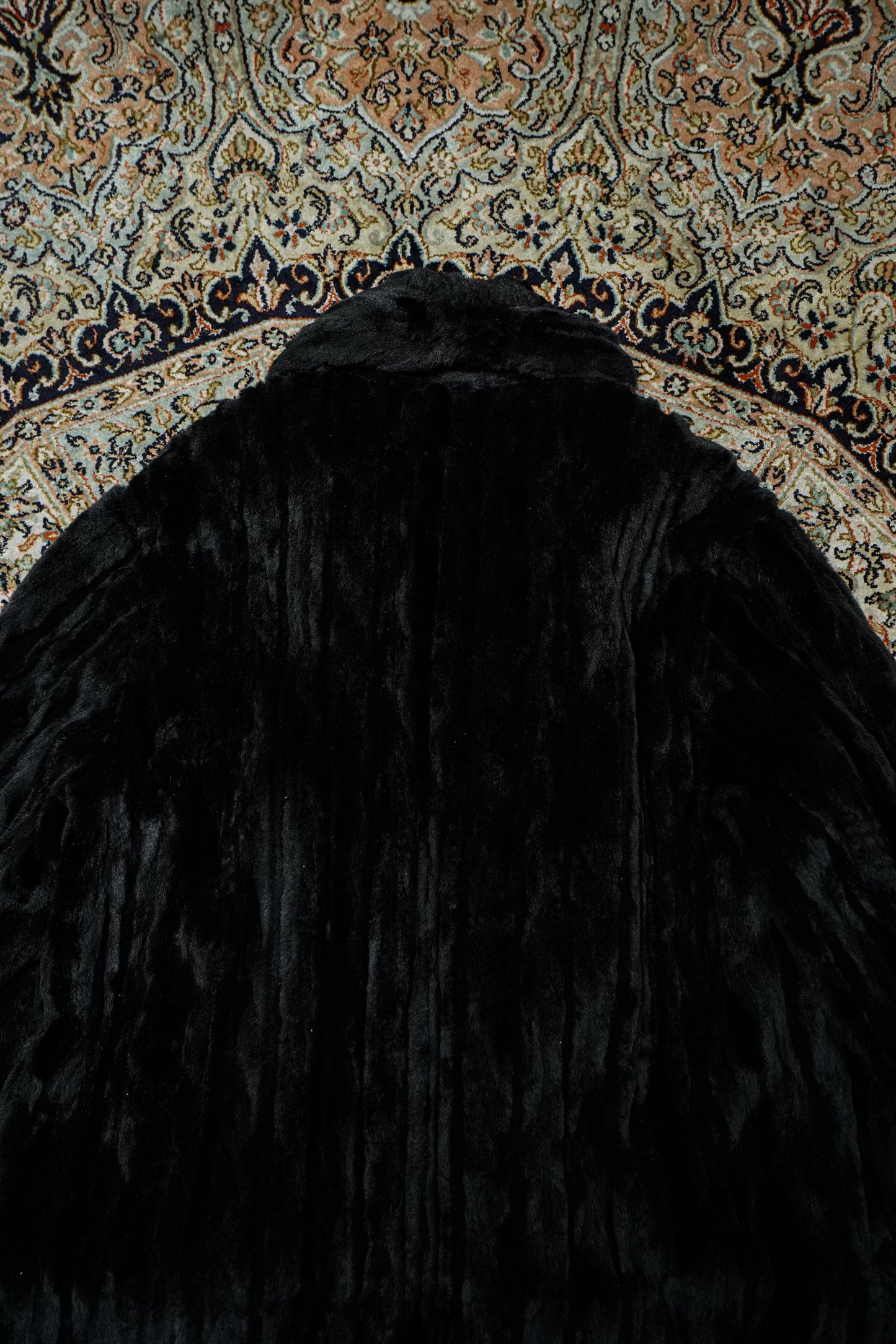 SUGARHILL FUR COAT (BLACK)